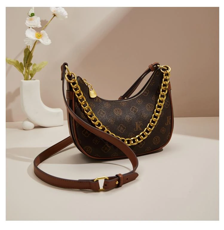 新款质感高级感小众简约单肩包休闲斜挎包月亮包包 1033