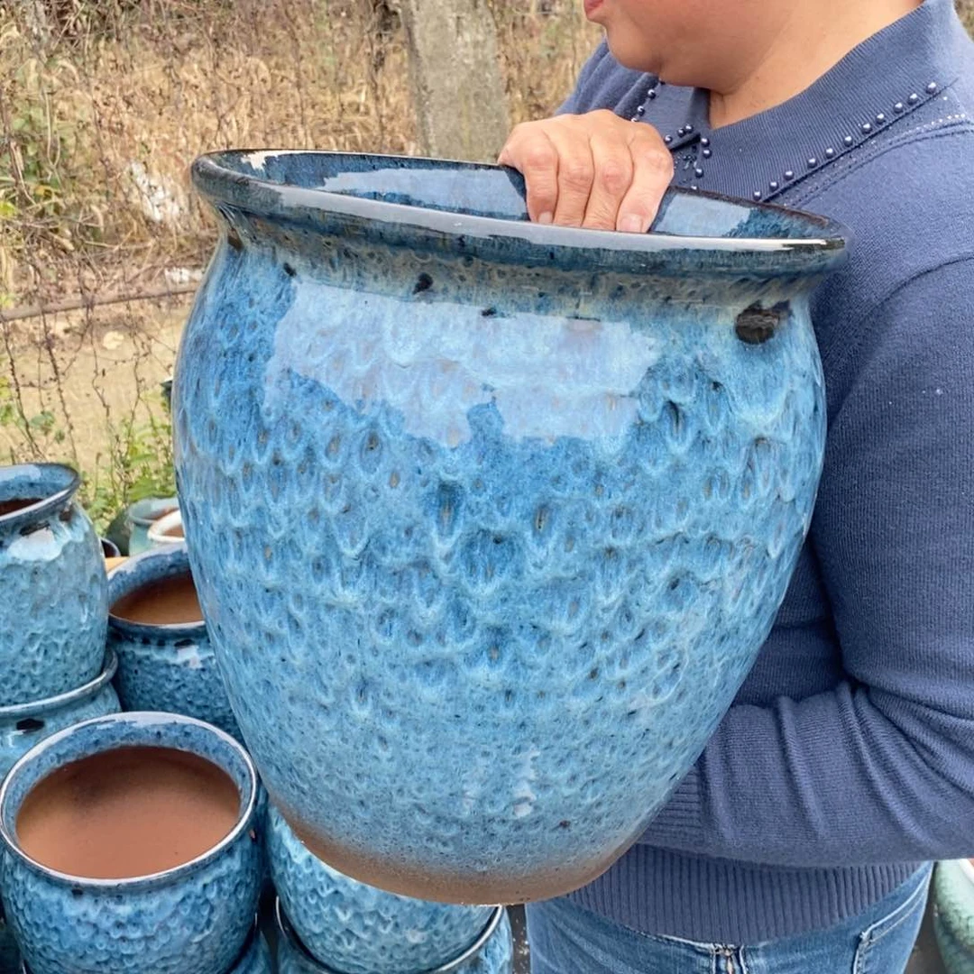 红陶20CM（含）-50CM（不含）口27高30瑕疵底裂