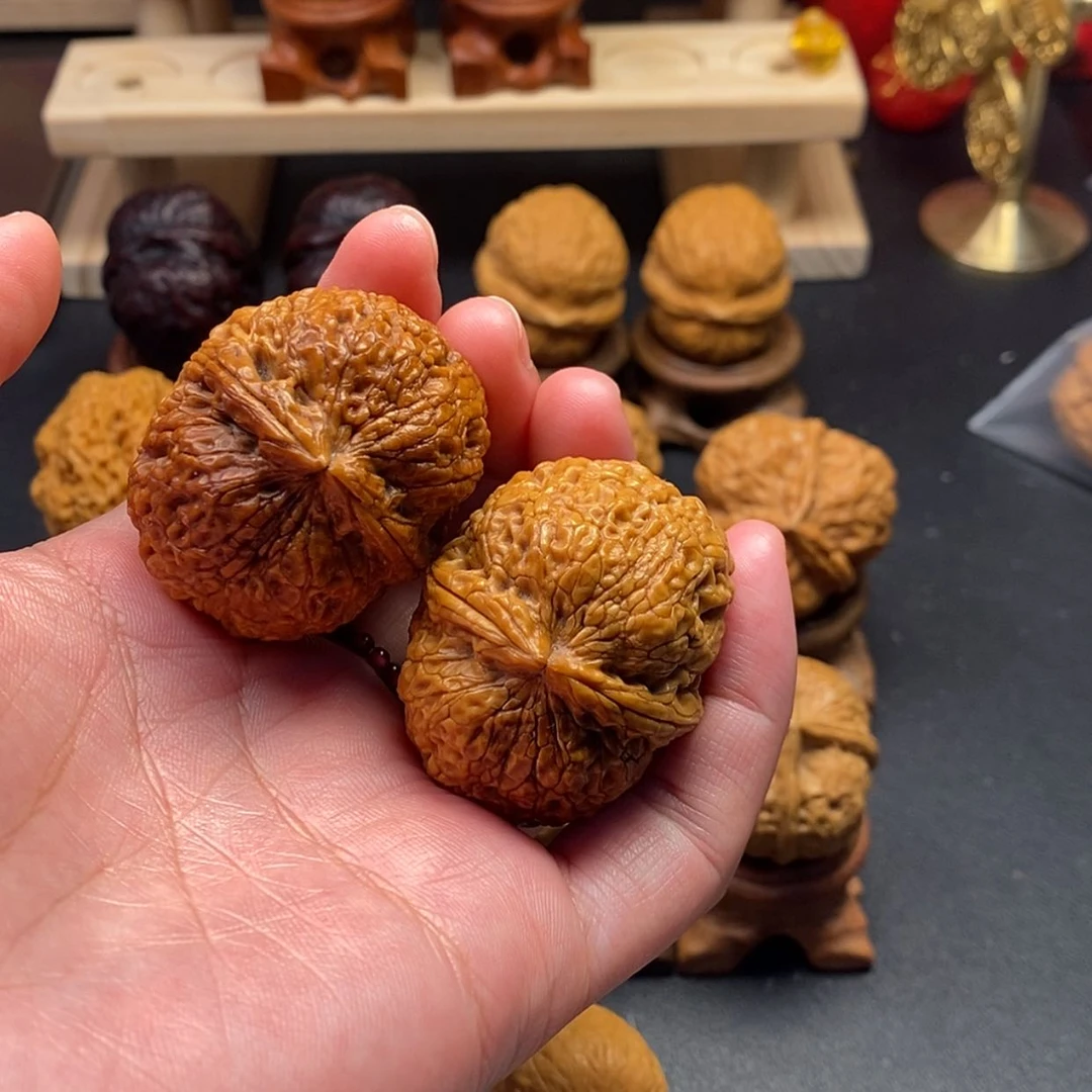 【闪购商品】桃核把件三*