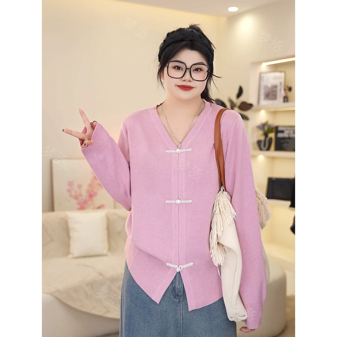 【人间梦露】大码女装V领珍珠盘扣上衣宽松显瘦时尚长袖针织衫