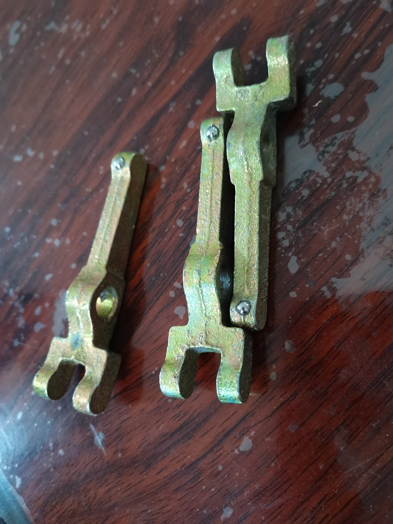 小四轮离合器压爪带钢珠3个