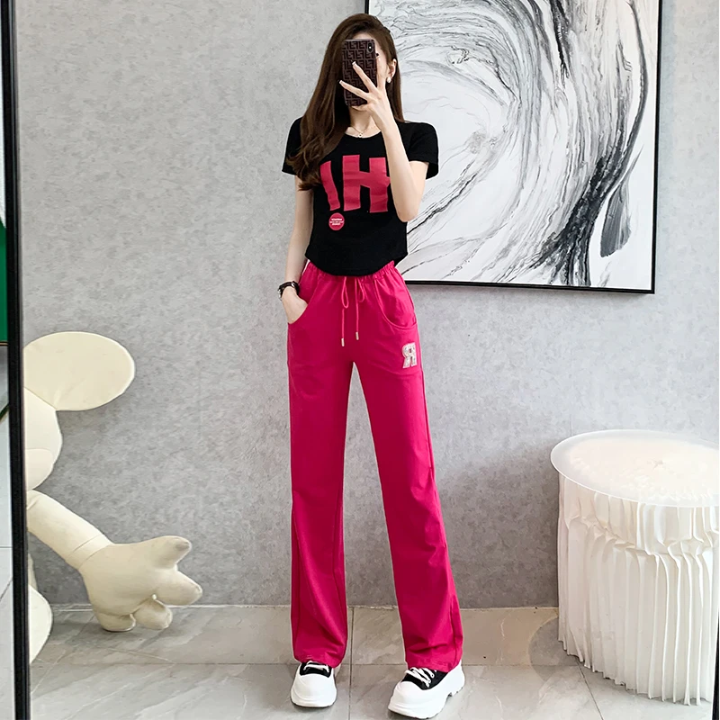 玫红色运动裤女2024夏季新款多巴胺夏季穿搭阔腿裤显瘦休闲直筒裤