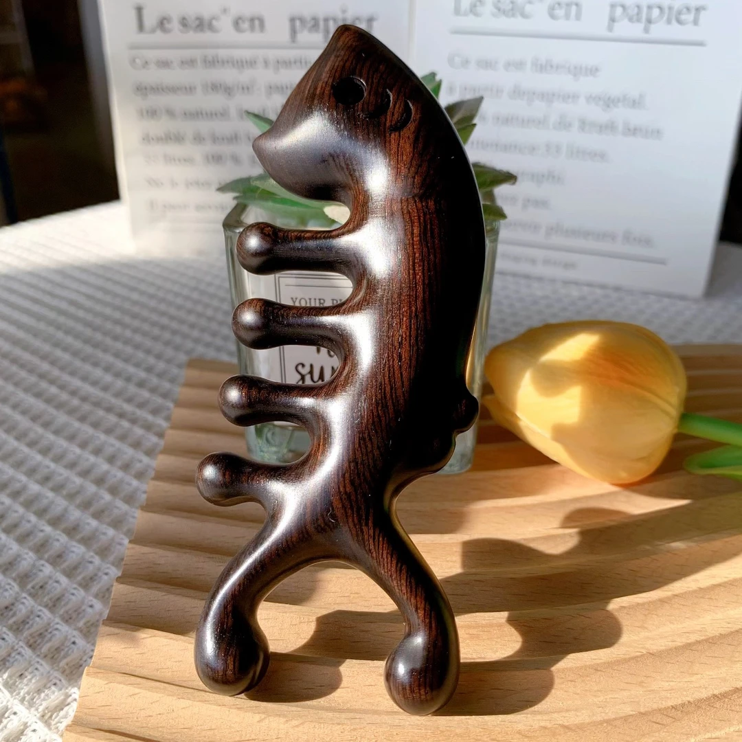 正宗紫光檀多功能锦鲤富贵鱼按摩梳防静电便携头疗疏通