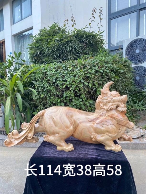 神兽貔貅 香樟木 招财纳福 整体整雕