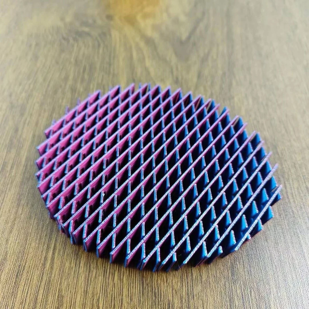 工艺品科技感父亲节治愈3D打印父亲节网红幼崽弹力网小玩具摆件
