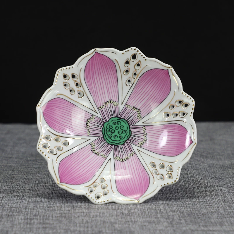 白彩绘饰品陶瓷简约莲花果子盘供盘摆件中式果碟