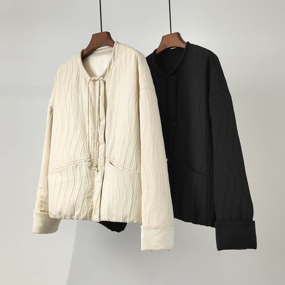 【格一专属】 简约时尚圆领短款羽绒服ZS018