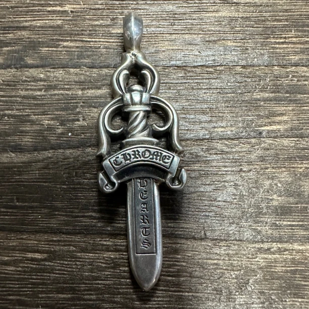 Chrome hearts 克罗心 大号宝剑吊坠 均码 /95新/无配件
