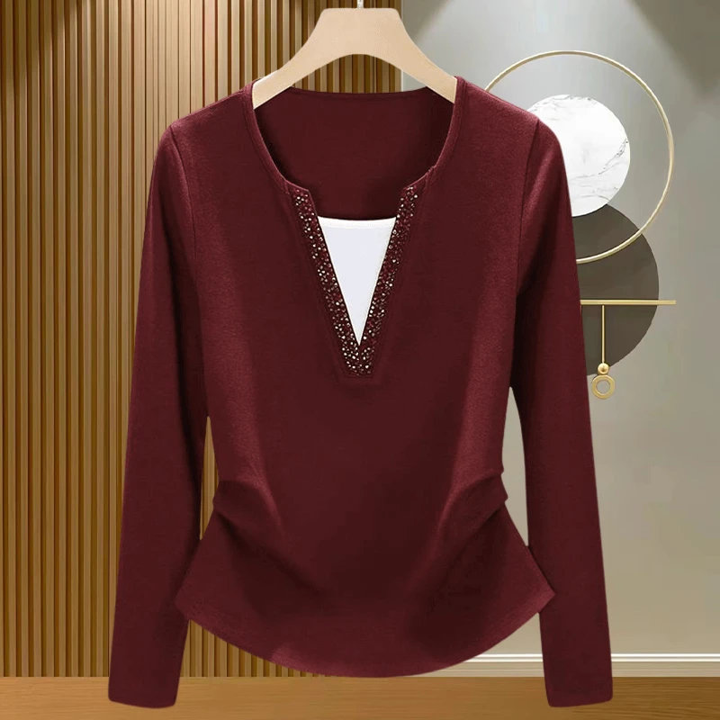德绒假两件长袖T恤女秋冬2025新款高档小V领烫钻叠穿收腰显瘦上衣