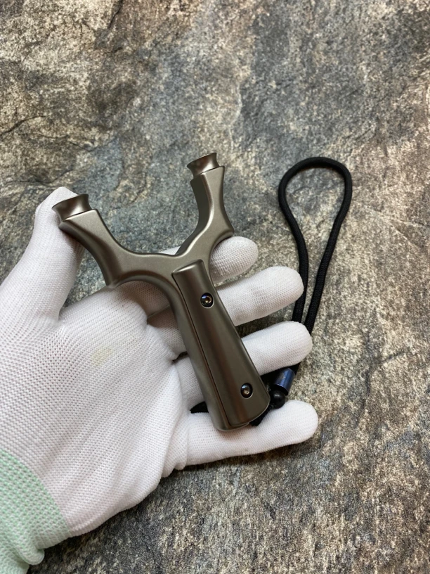 苏弓小鹰弹弓全钛合金可旋转圆撑头