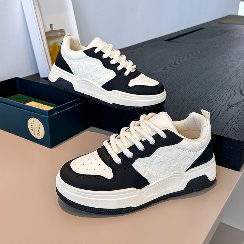 新款女式厚底熊猫板鞋情侣运动面包鞋子韩版