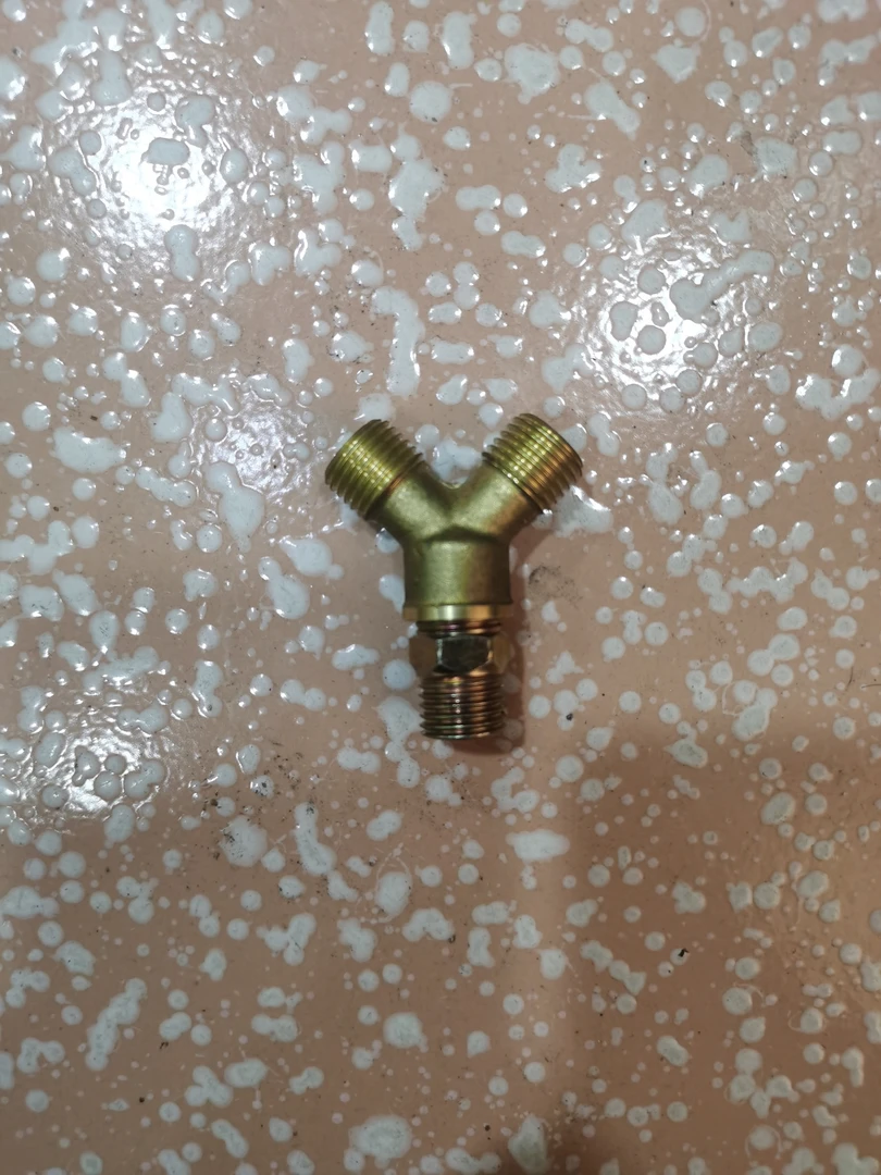 喷药泵出水三通一个