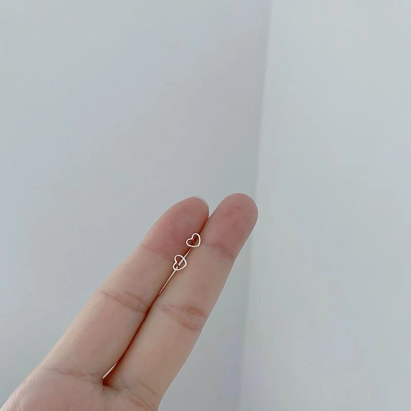 合金耳饰 基础简约女小巧耳钉迷精致百搭冷淡爱心耳环小众ins高级