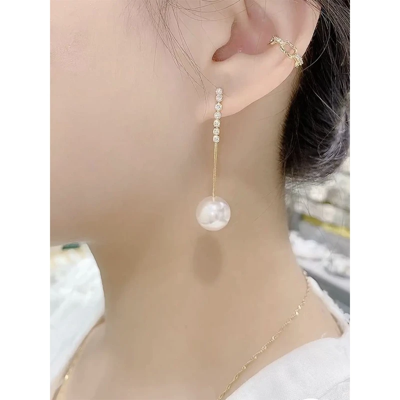 合金耳饰 潮轻奢高级感贝珠耳环精致耳挂ins设计感小众时尚仙女潮