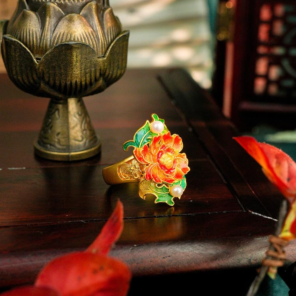 ZOCAI/佐卡伊古法黄金花丝珐琅彩牡丹花开富贵足金戒指W08113