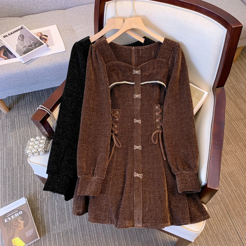 大码女装胖mm秋冬设计感方领抽绳好看显瘦雪尼尔小香风气质连衣裙