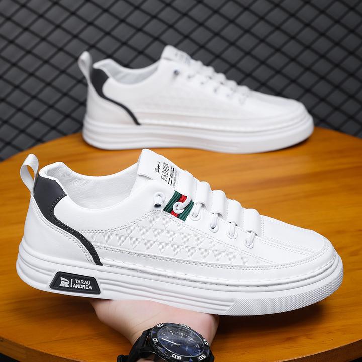 2024秋冬新款小白鞋男士时尚百搭休闲板鞋透气舒适软底软面一脚蹬