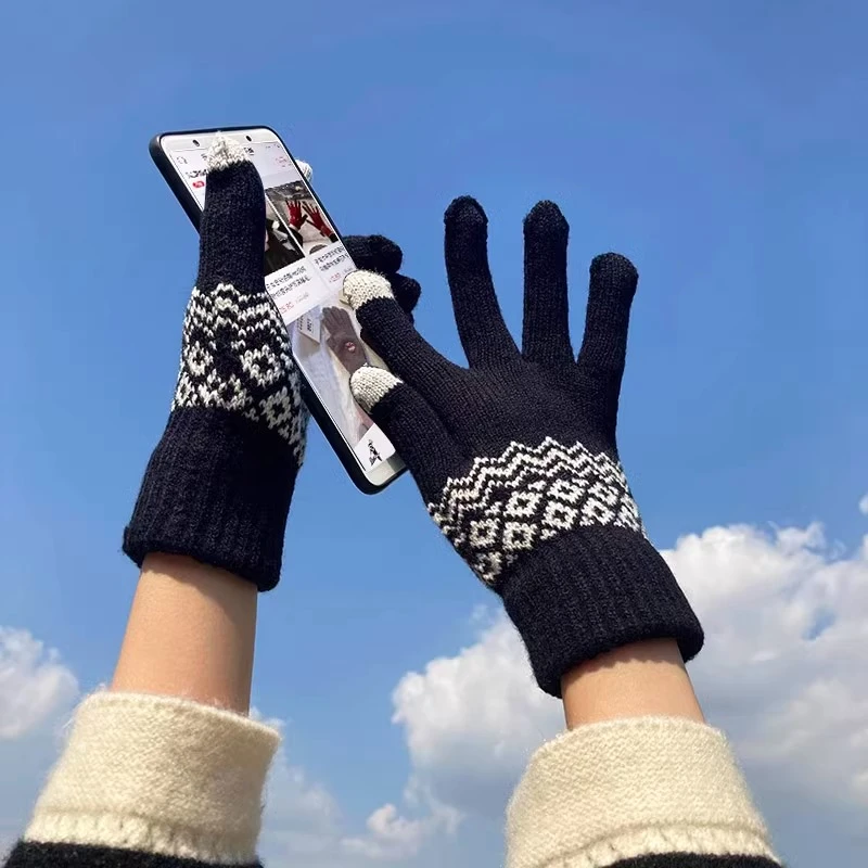 手套女冬季新款针织毛线保暖防寒学生触屏实用ins情侣骑行开车男