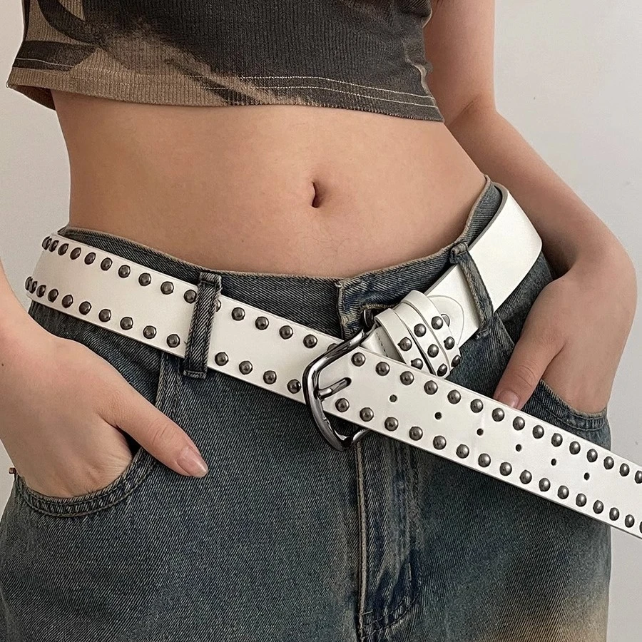 白色朋克风y2k复古腰带女款2025新款铆钉皮带百搭装饰牛仔裤宽