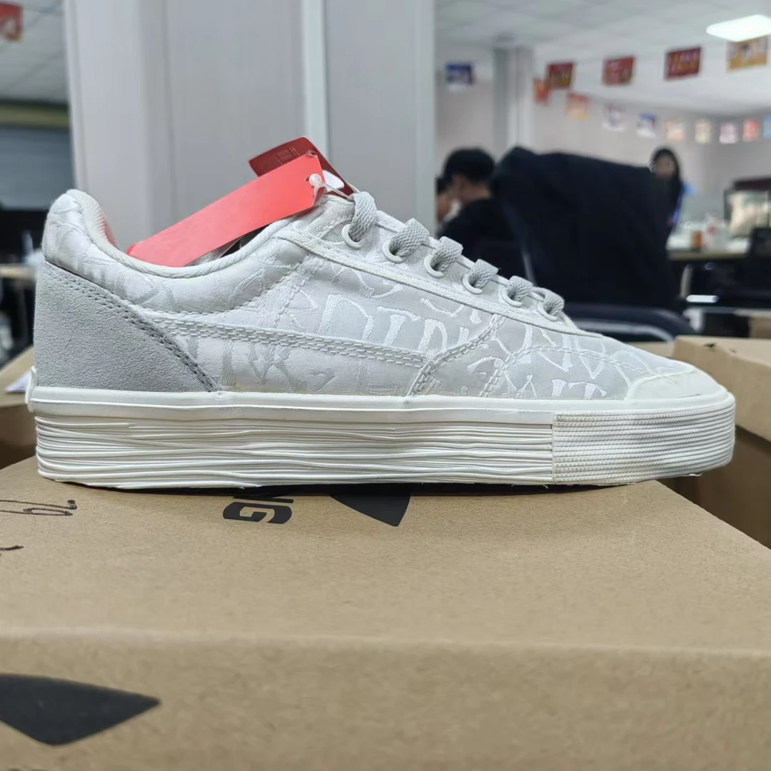 李宁《B品以直播展示为准》运动鞋-H037