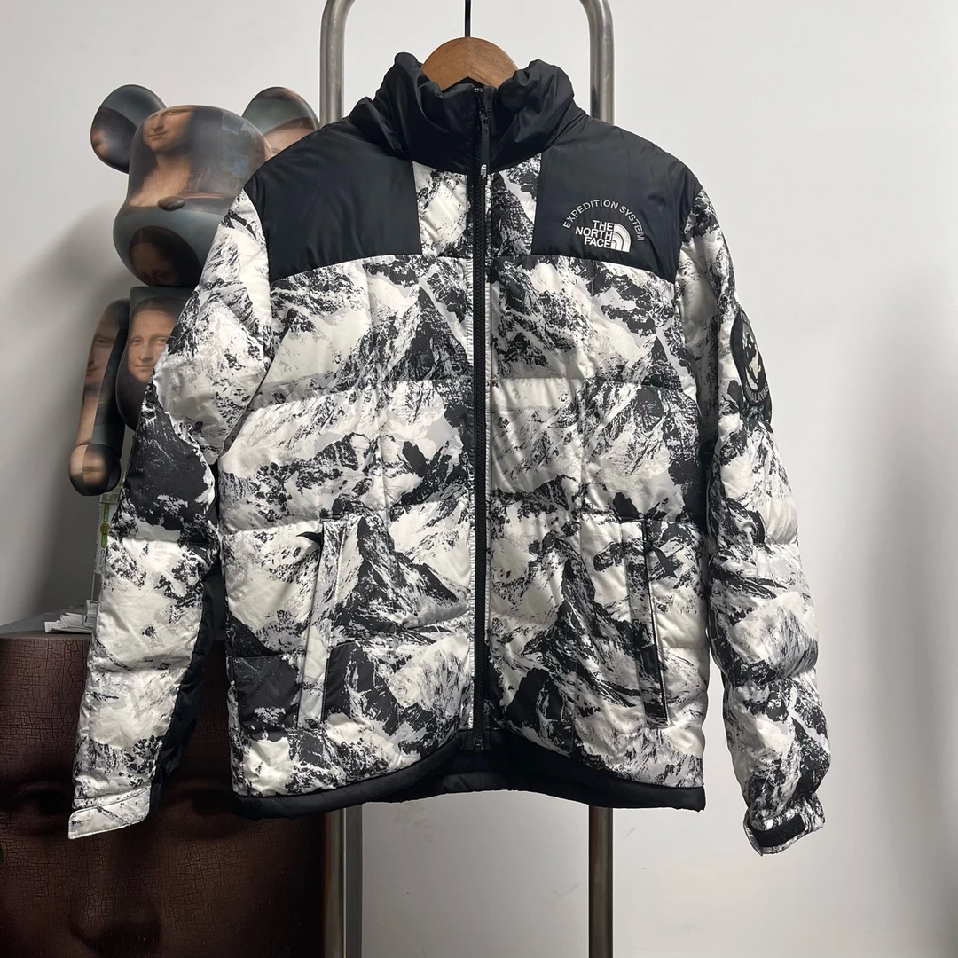 99新北面雪山羽绒服 I0411 尺码：M 衣长61 胸围59