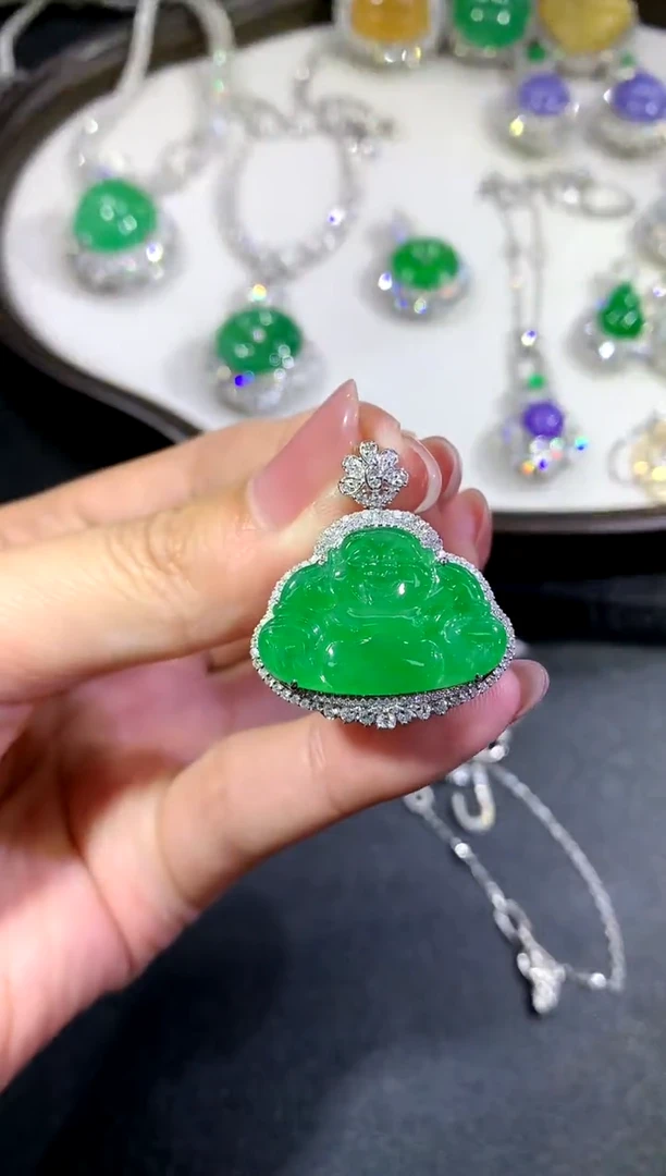 【闪购商品】翡翠吊坠(不含链)18K金镶嵌82-佛公