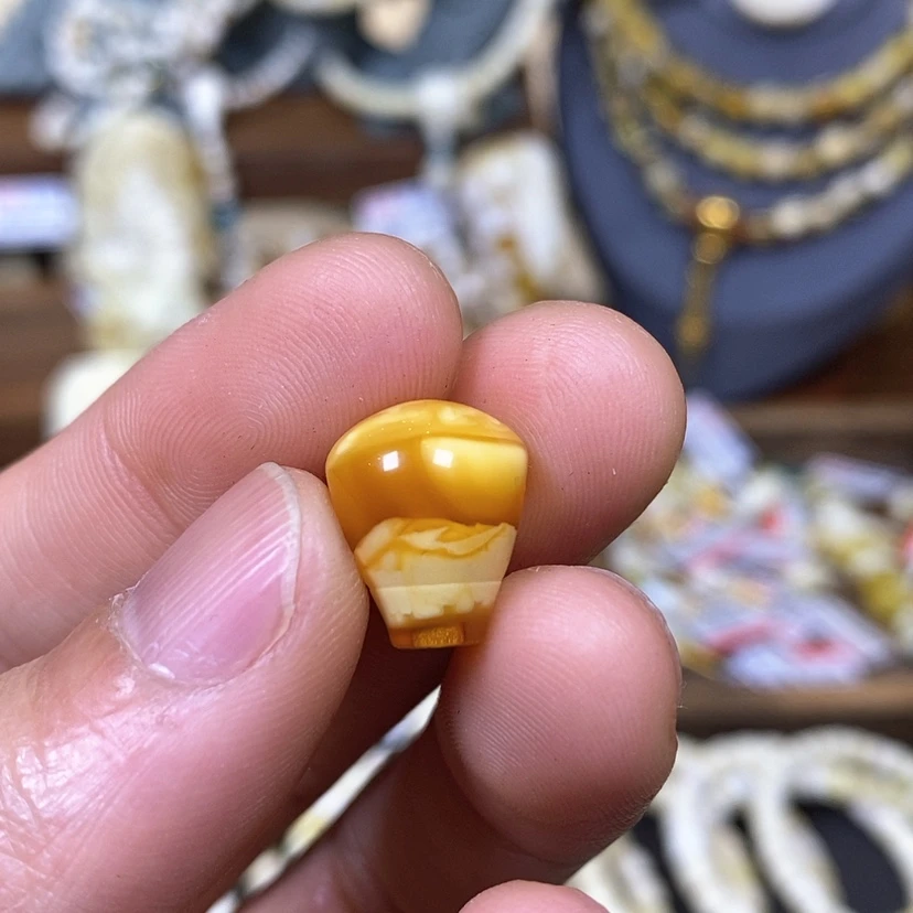 【闪购商品】蜜蜡裸石未镶嵌