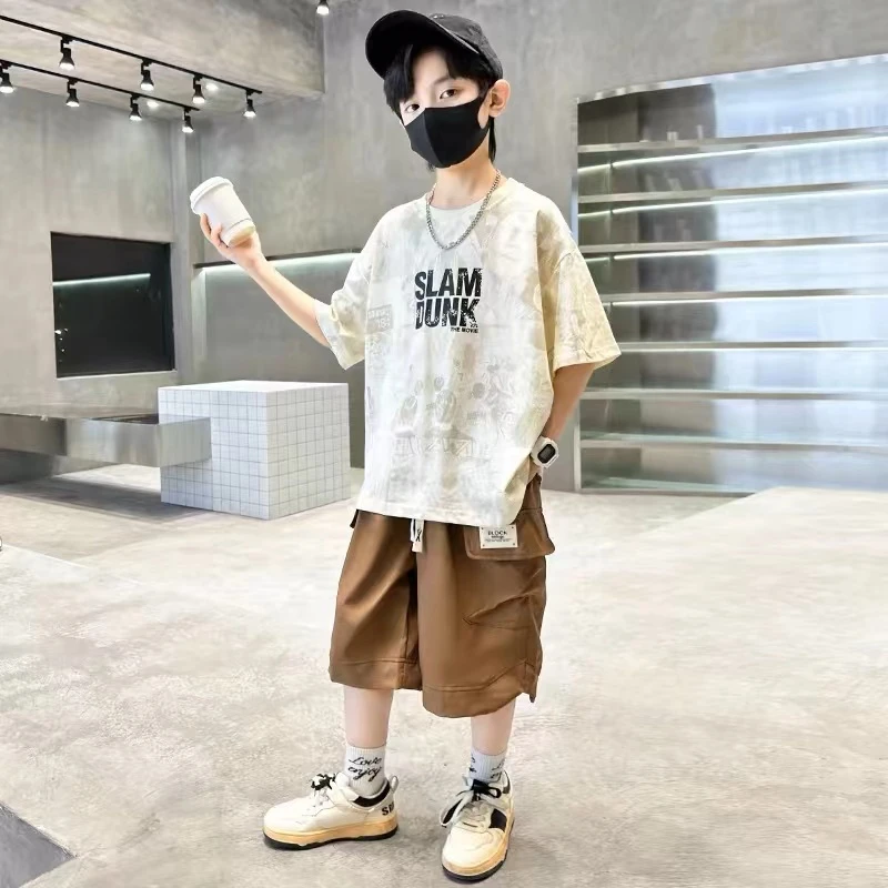 Y-N0002时尚卡通套装休闲洋气