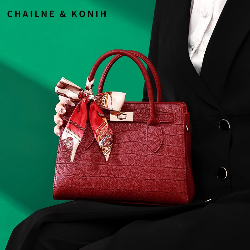 2024秋冬新款红色新娘包包女高级感手提结婚包日常可用妈妈款婚包