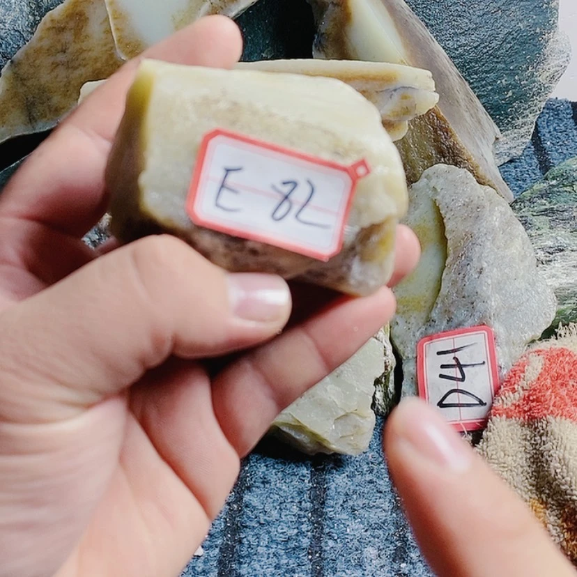 【闪购商品】和田玉（糖玉）珠宝半成品未镶嵌