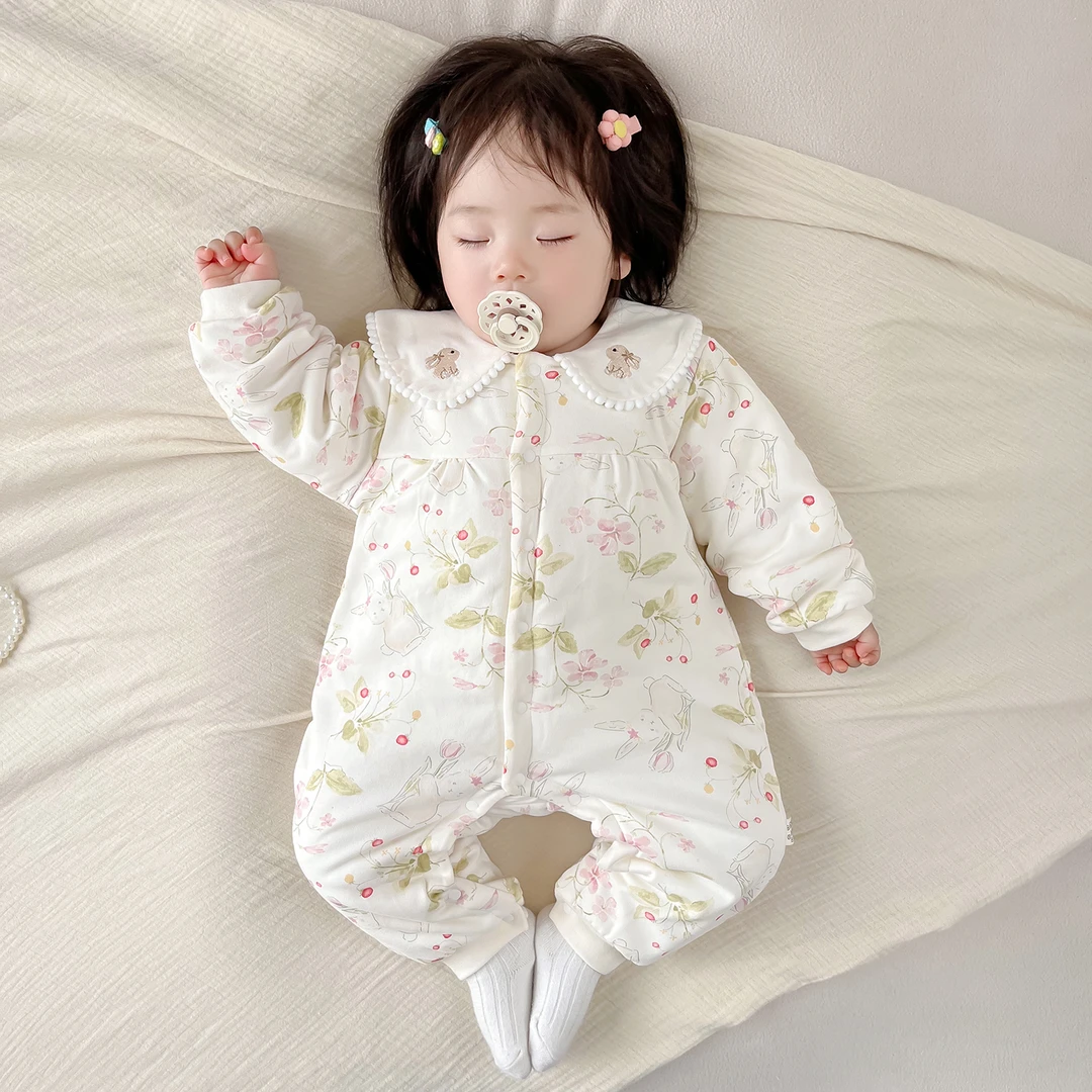 150克秋冬季婴儿夹棉连体衣女宝宝哈衣爬服加厚棉服可爱外穿冬装