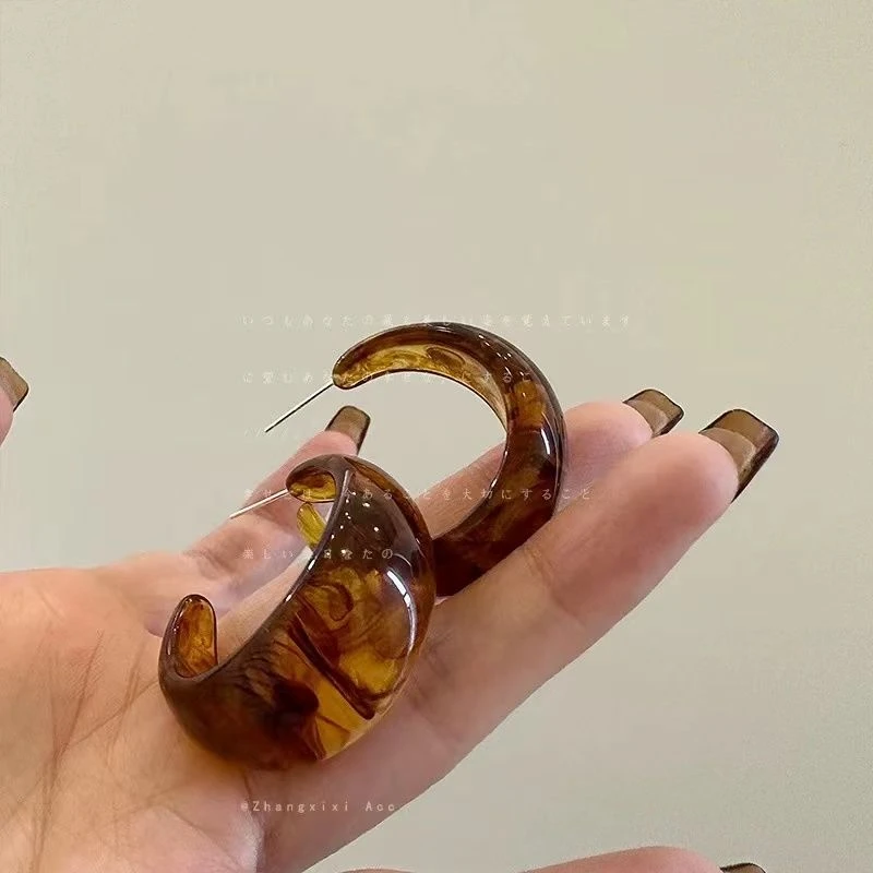 欧阳娜娜同款纹理C圈耳钉夸张个性精致通勤百搭耳环精致时尚耳饰