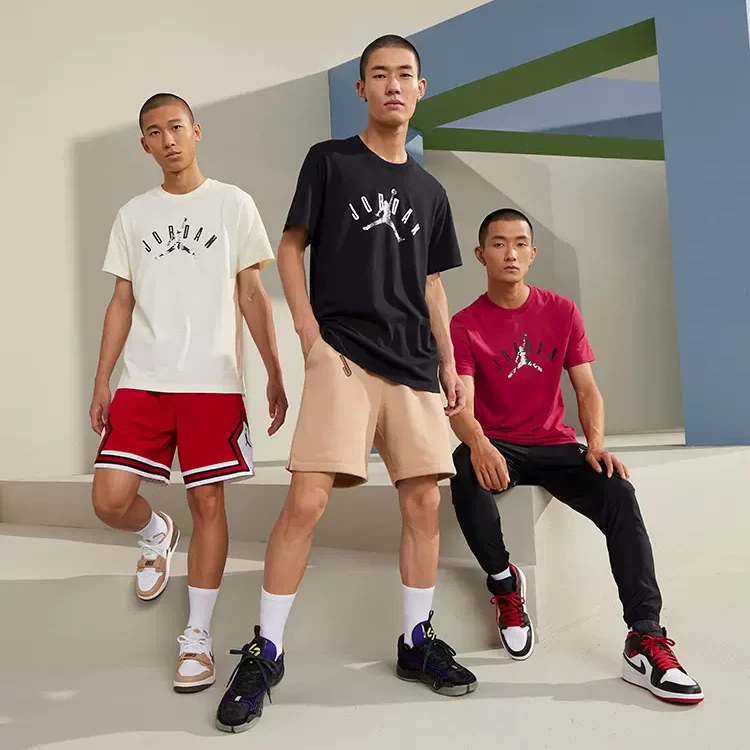 AIR JORDAN官方正品男子黑/白/红夏季印花圆领多色运动短袖FB7366