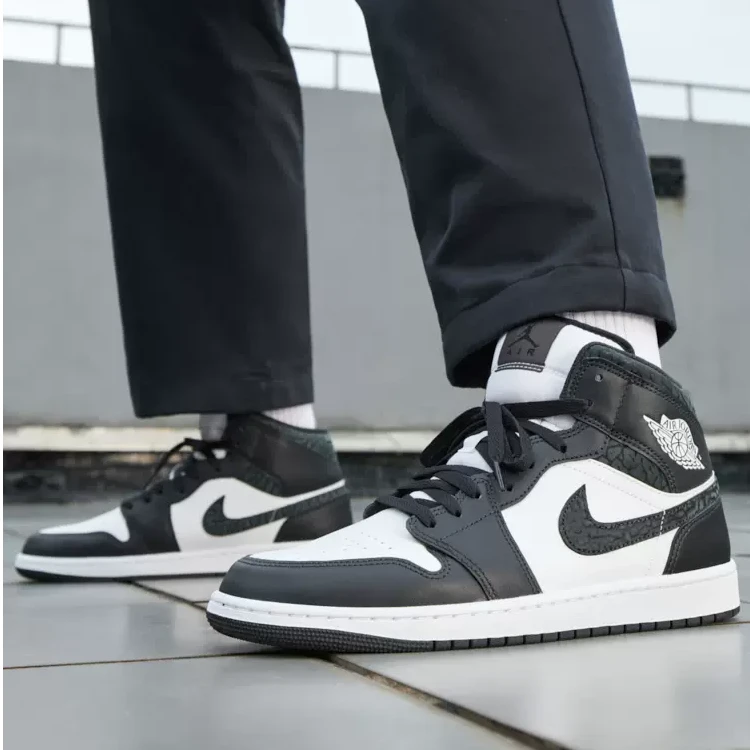 AIR JORDAN官方正品AJ1男子中帮黑白爆裂纹熊猫板鞋 G FB9911-001