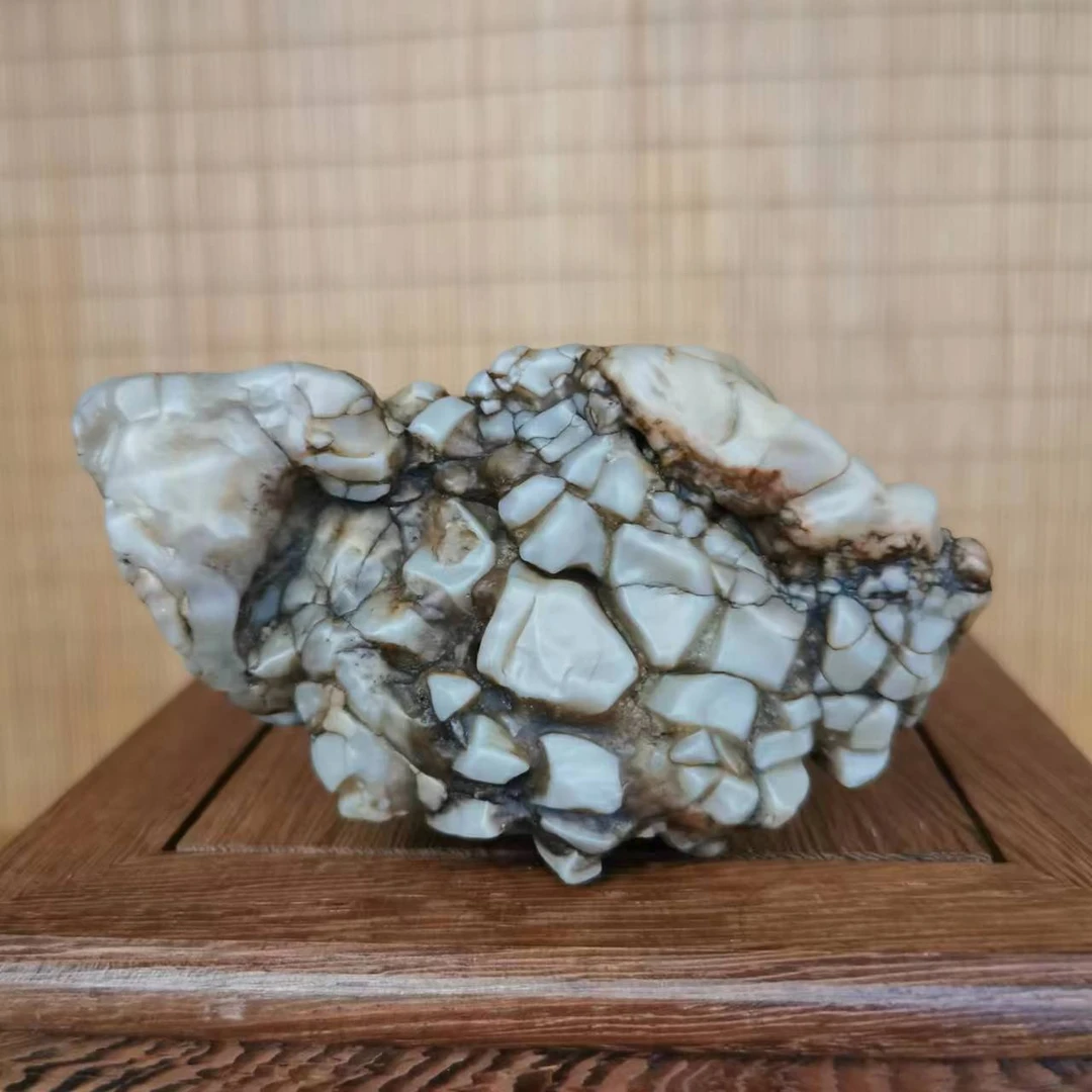 阿拉善左旗戈壁石牙石风化摆件把件精美异形