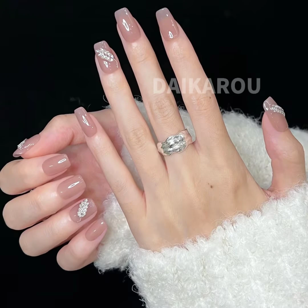 穗穗平安 黛卡柔 预售 铁刘海 手工穿戴甲10片