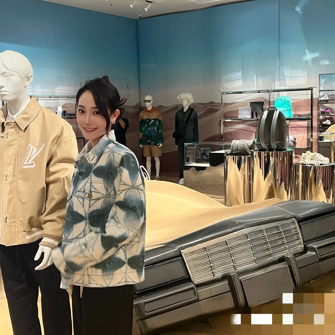 Louis Vuitton/路易威登/满印牛仔外套 44码 全新带吊 GM000477