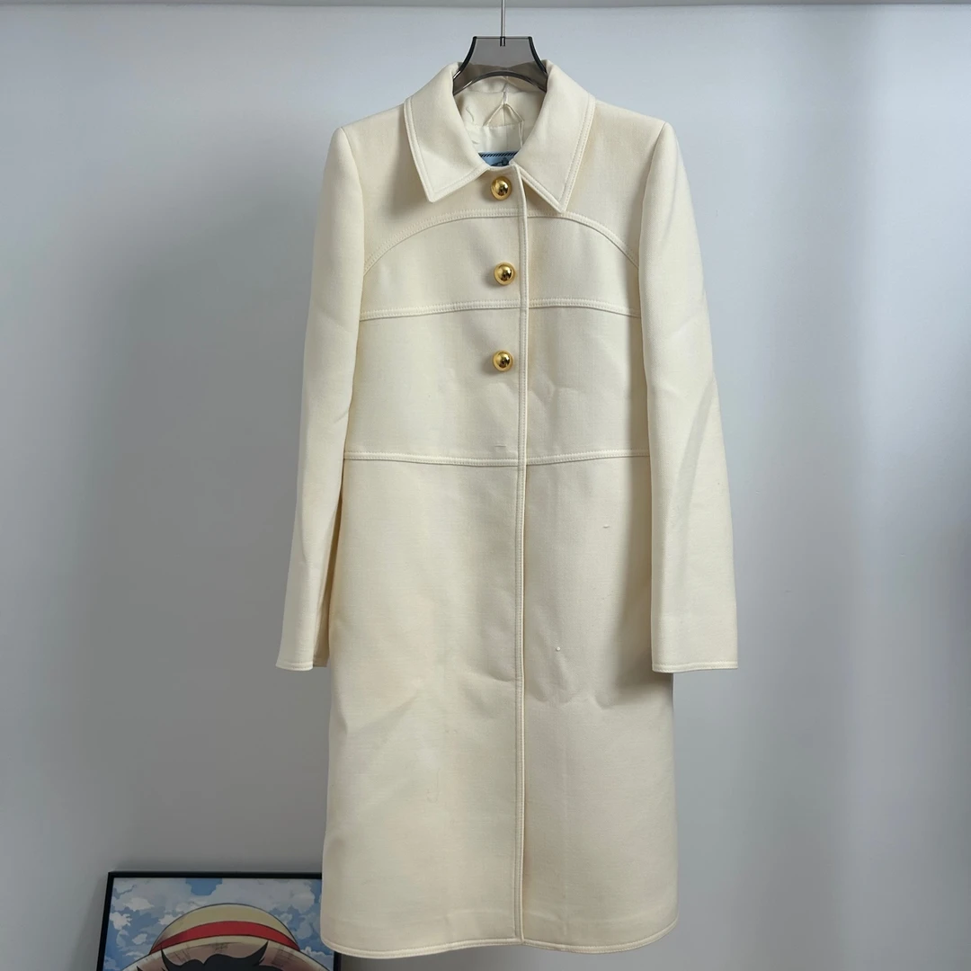prada/普拉达 奶油米色金扣长款大衣外套 38码 99新GM001586