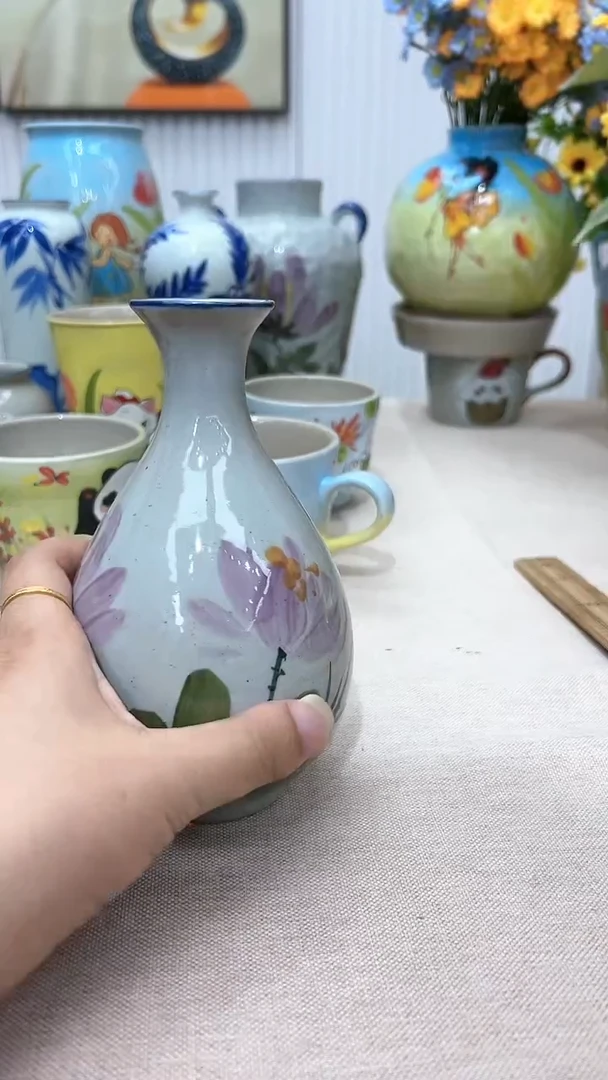 【闪购商品】罐玉壶春 【绿叶紫荷】
