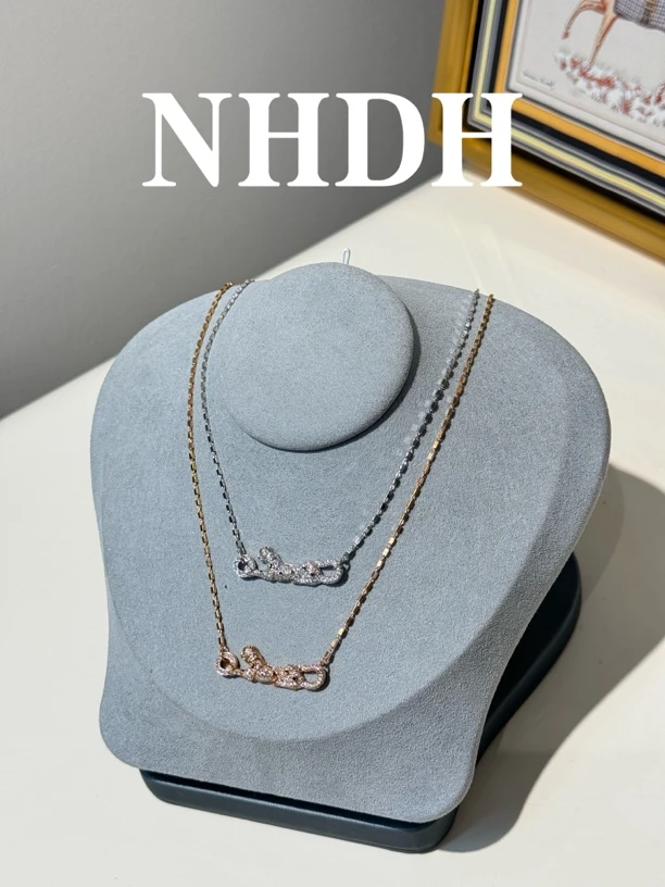 坠链均925银合成锆石 豹子项链