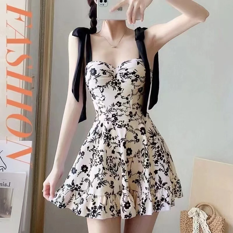 新款泳衣显瘦专业温泉平角泳装游泳遮肉泡温泉游泳衣性感温泉服