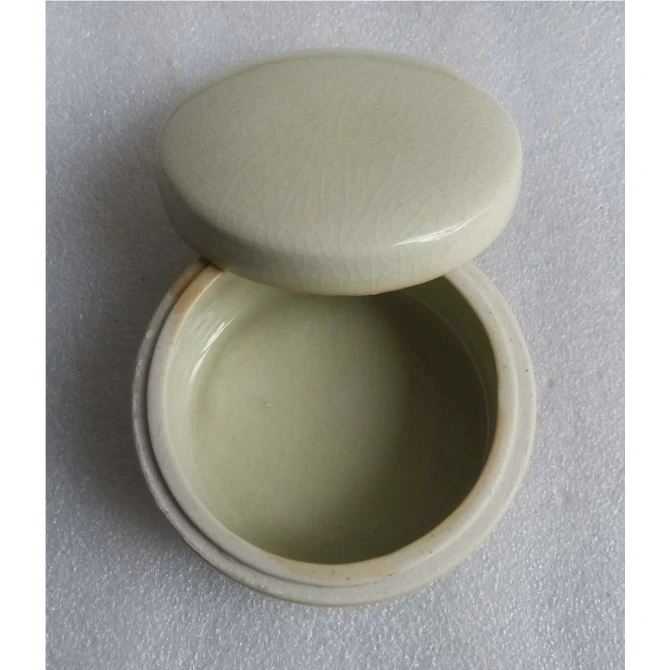 七十年代豆青印泥盒胭脂盒首饰盒收纳盒如图库存旧藏文玩艺术收藏