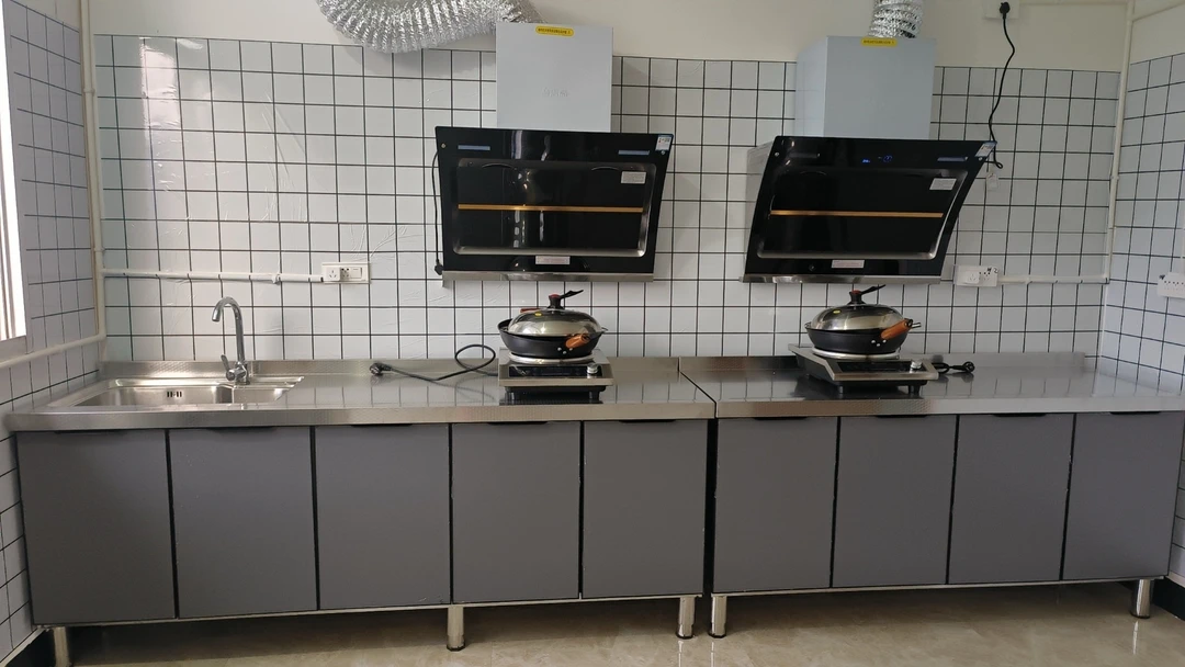 肌肤灰门板橱柜定做