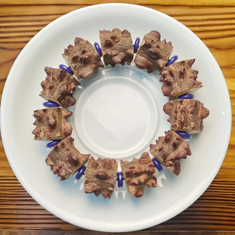 高品质花椒木宝贝疙瘩手串，佩戴、盘玩就是按摩手掌穴位和手指！