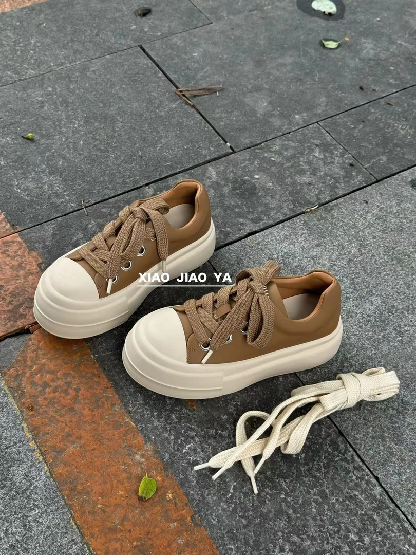现XIAOJIAOYA—618【奶呼呼】复古风皮面休闲厚底板鞋（跟高4.7）9863