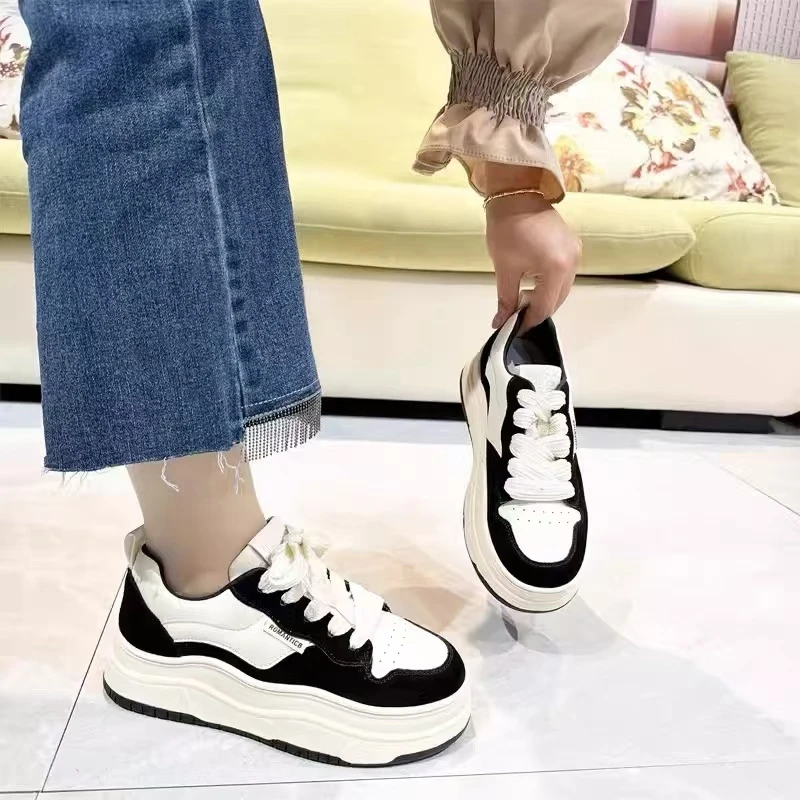厚底小白鞋女2024年新款系带拼色百搭波浪底运动休闲板鞋T80-1