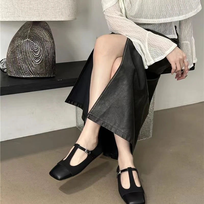 磨砂皮方头带玛丽珍鞋气质时尚百搭小皮鞋平底软皮单鞋1JK11