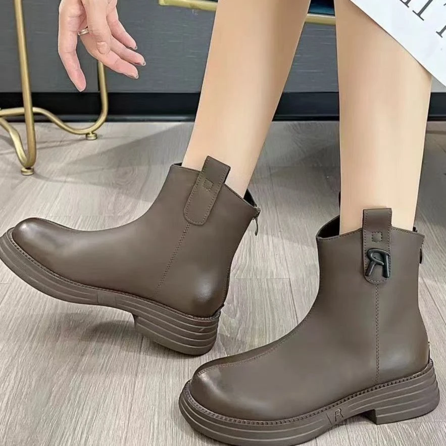 马丁靴女款新款秋季厚底英伦风高级感靴子流行小短靴9006G
