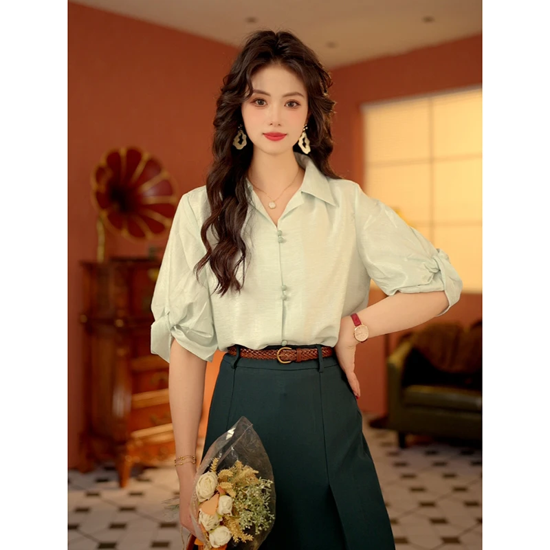 玫瑰【风吹雨落】夏季港风复古气质设计感纯色短袖衬衫女 XK0624345