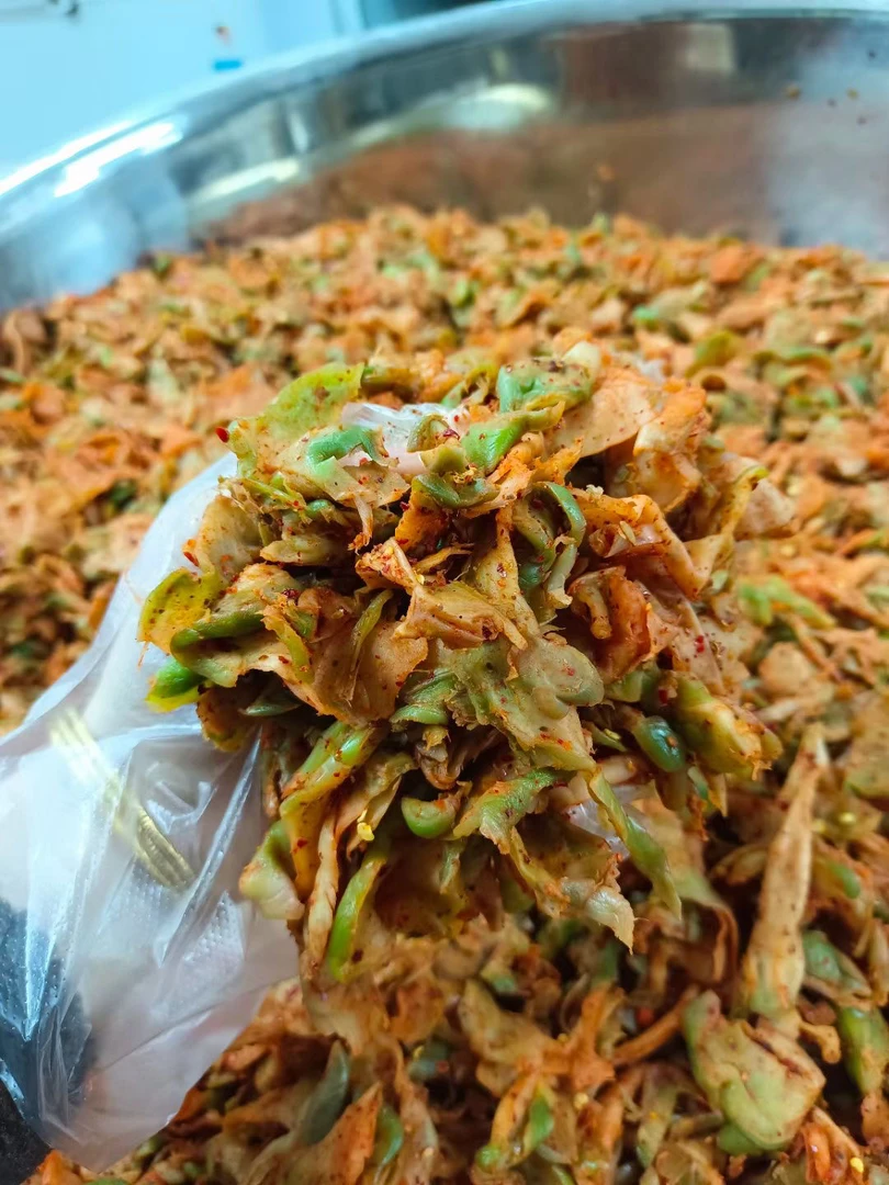 川渝本地农家自然风干儿菜榨菜干咸菜下饭菜新鲜儿菜榨菜麻辣鲜香